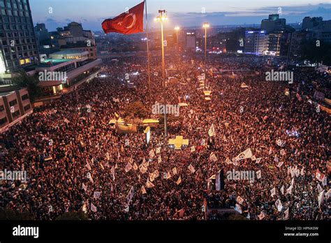 Gezi Park Protests: A Wave of Discontent Unleashed by the Demolition of a Green Oasis in Istanbul